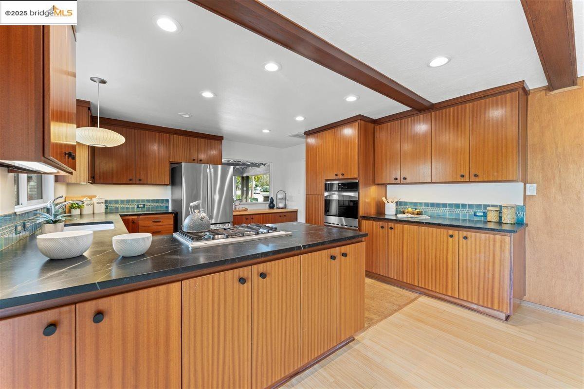 1123 Farragut Dr