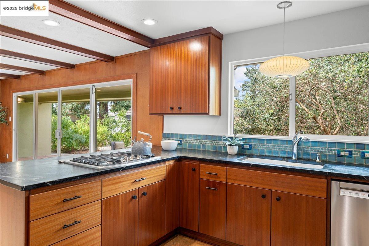 1123 Farragut Dr