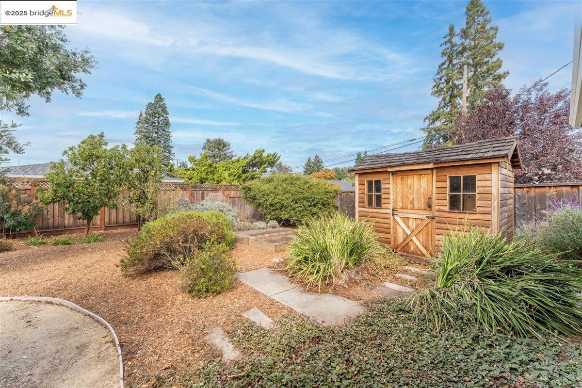 1123 Farragut Dr