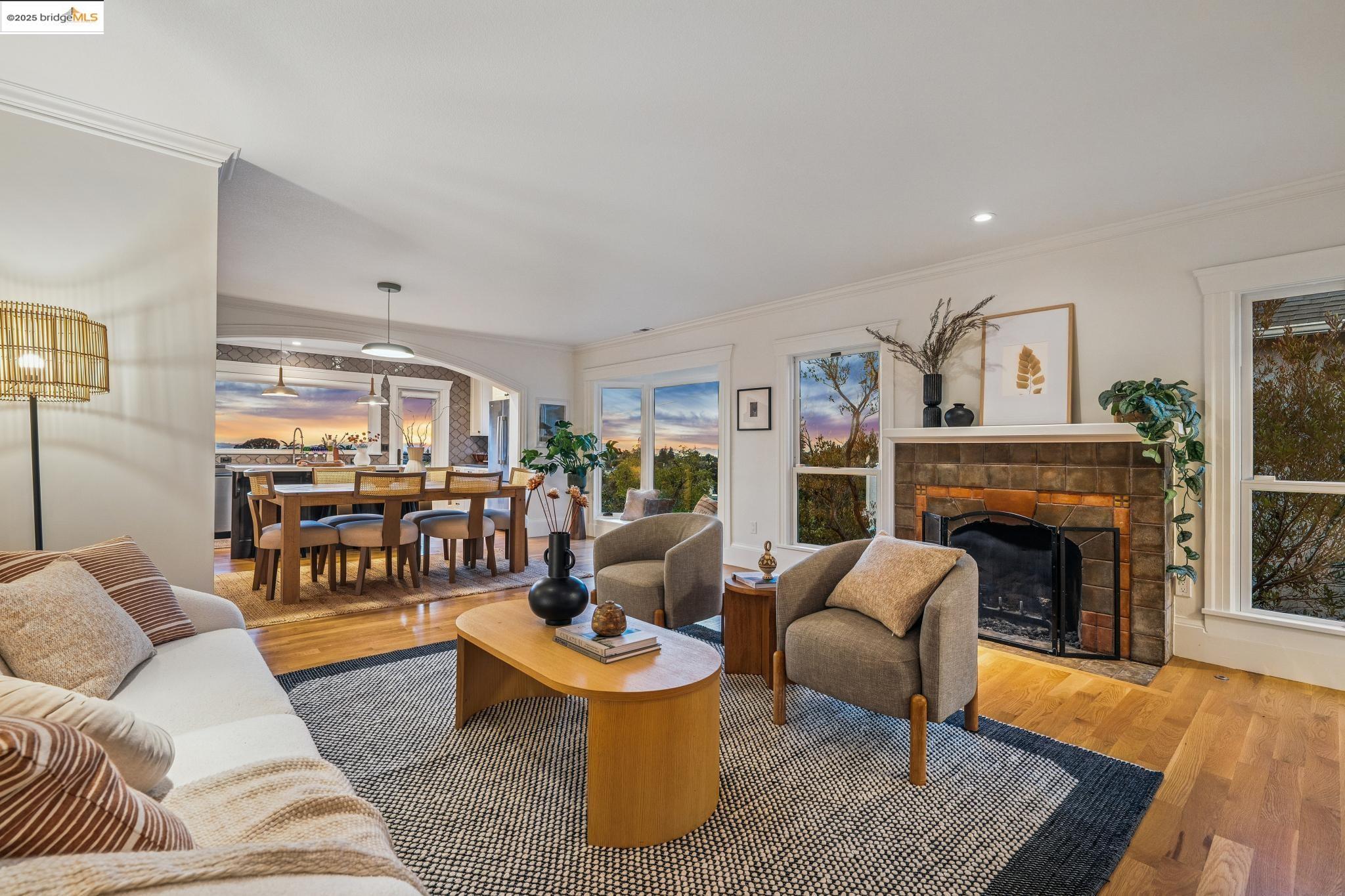 1107 Wellington St, Oakland