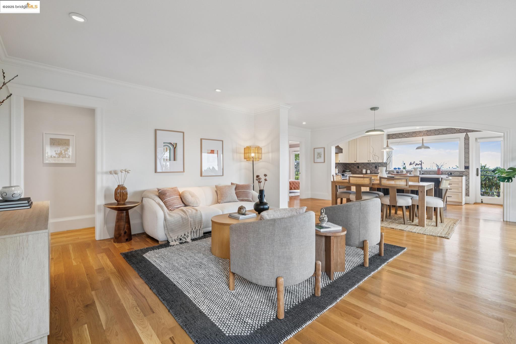 1107 Wellington St, Oakland