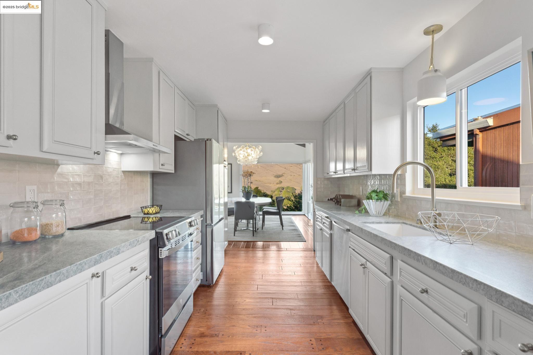 820 Kensington Rd, El Cerrito