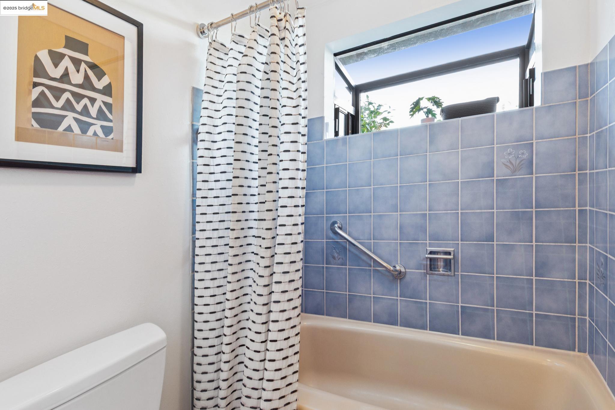 820 Kensington Rd, El Cerrito