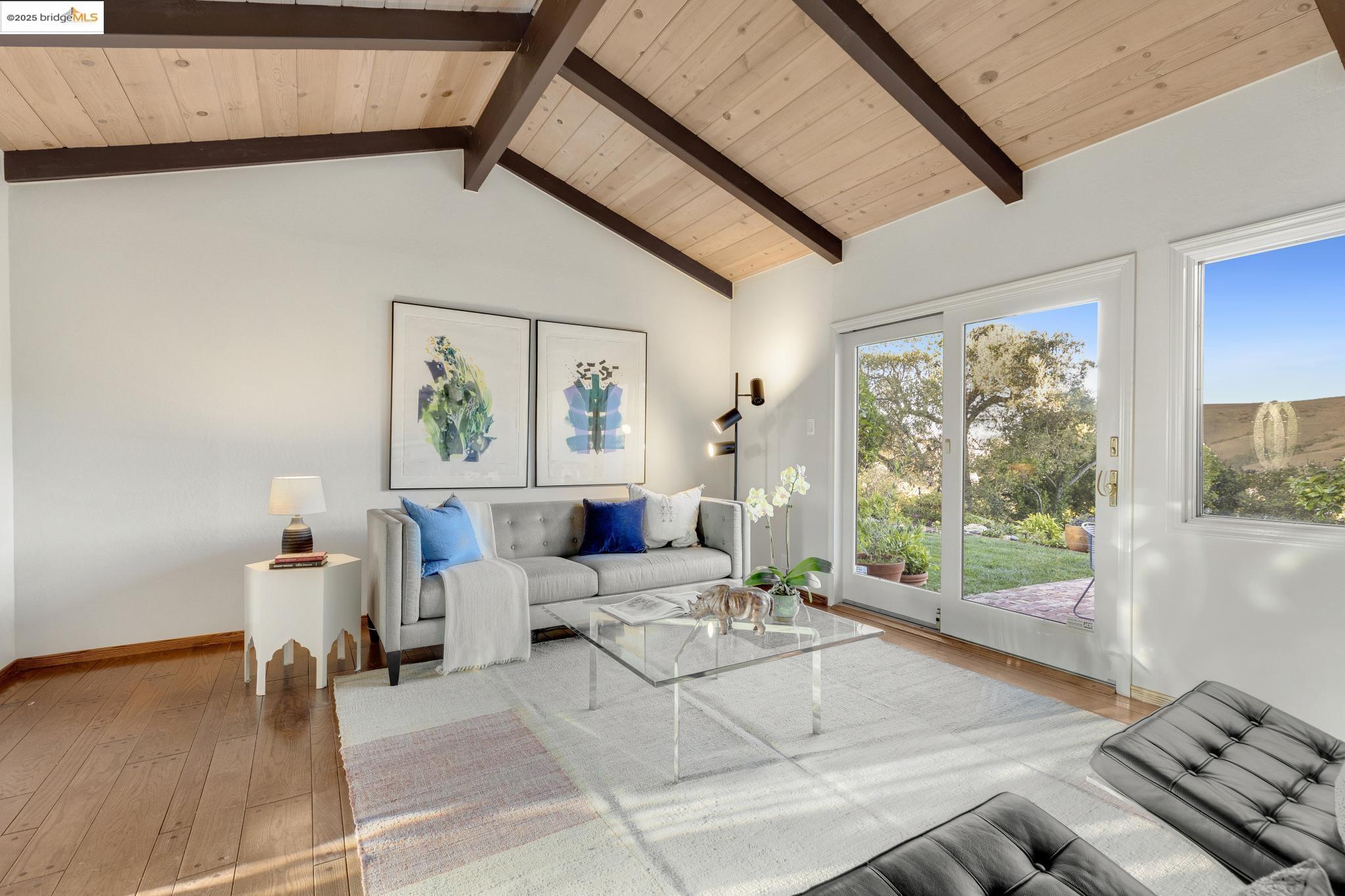 820 Kensington Rd, El Cerrito