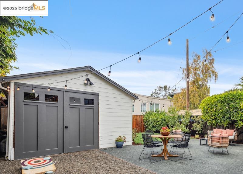 734 Ensenada Ave