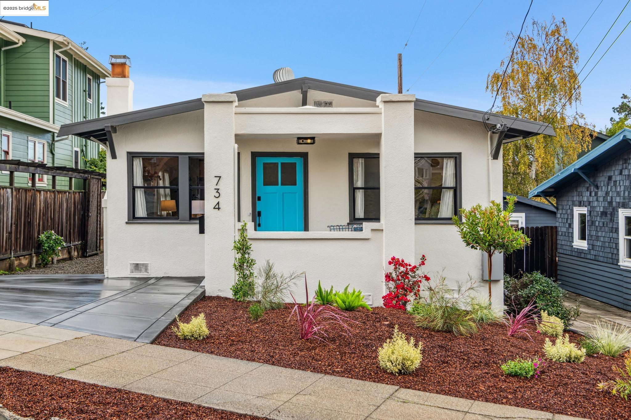 734 Ensenada Ave