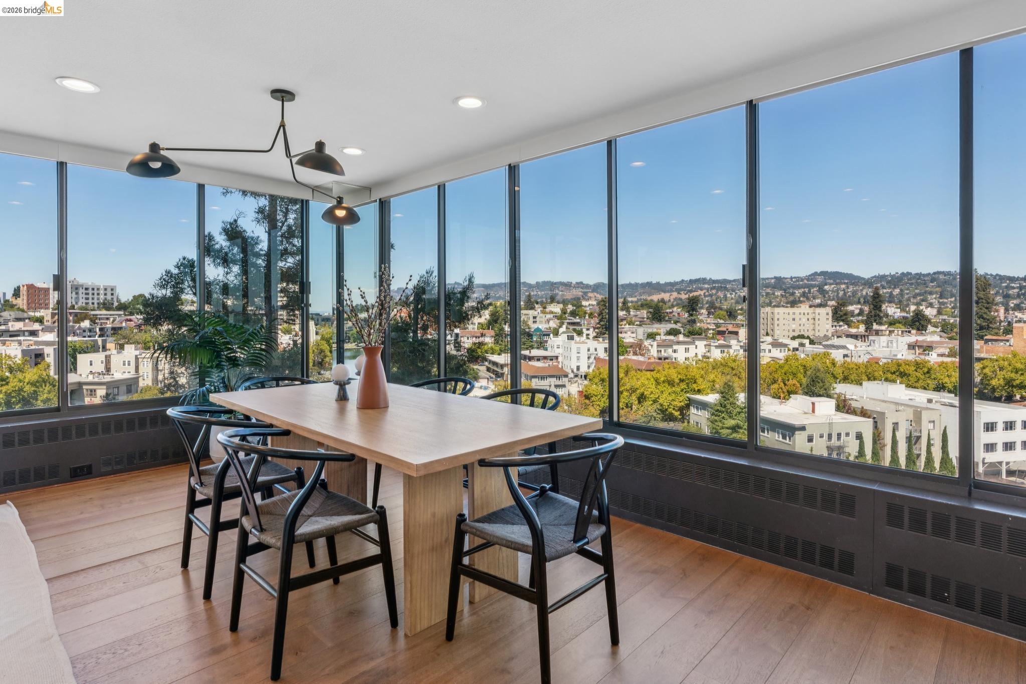 565 Bellevue Ave # 806