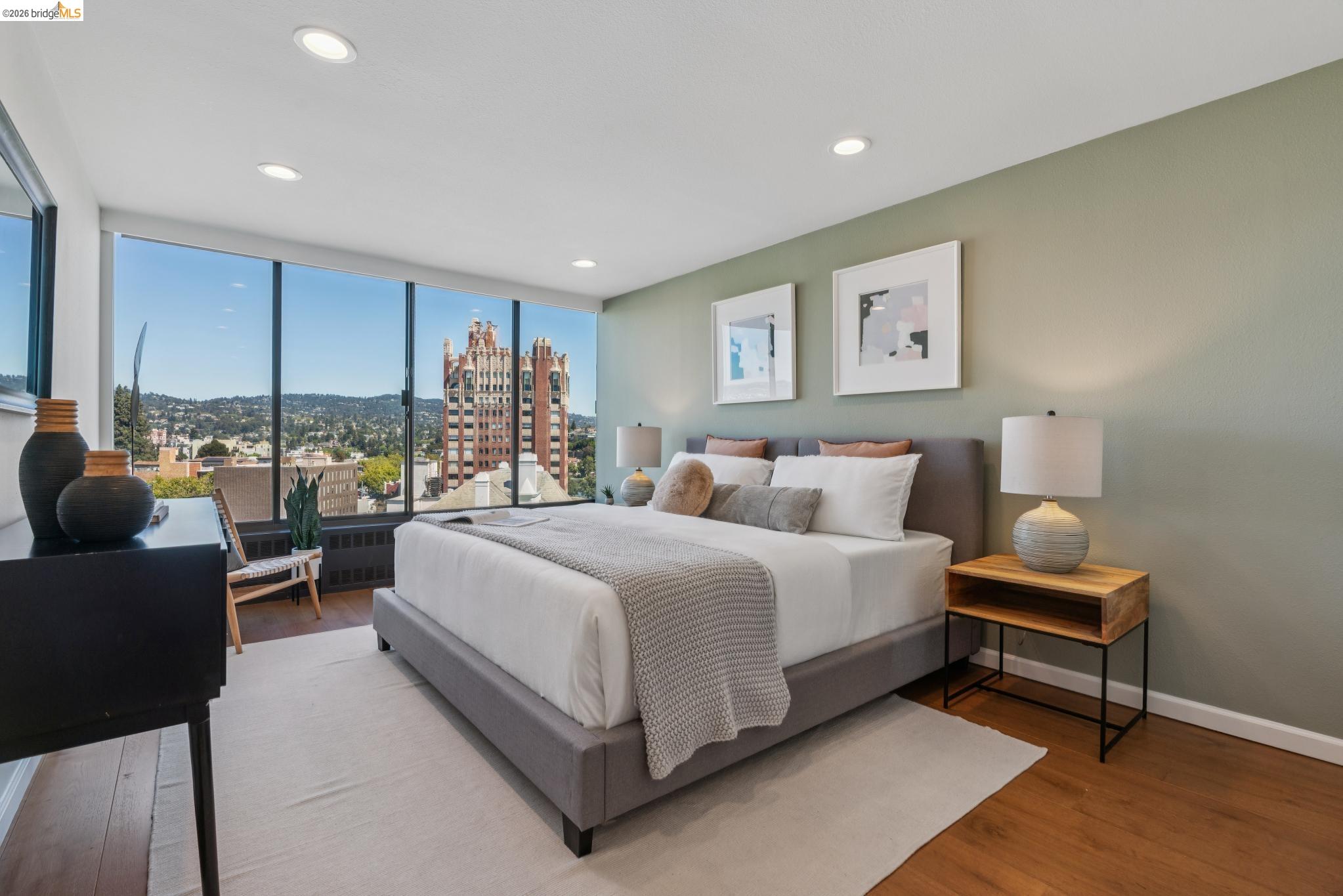 565 Bellevue Ave # 806