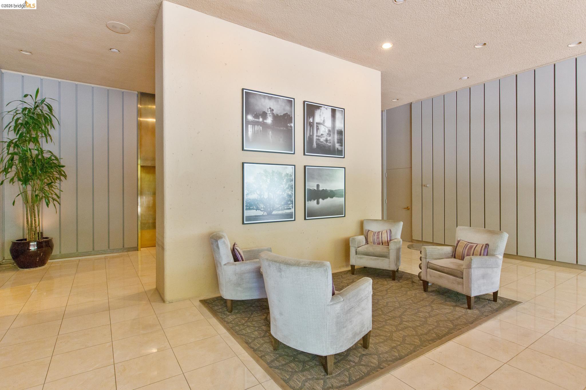 565 Bellevue Ave # 806