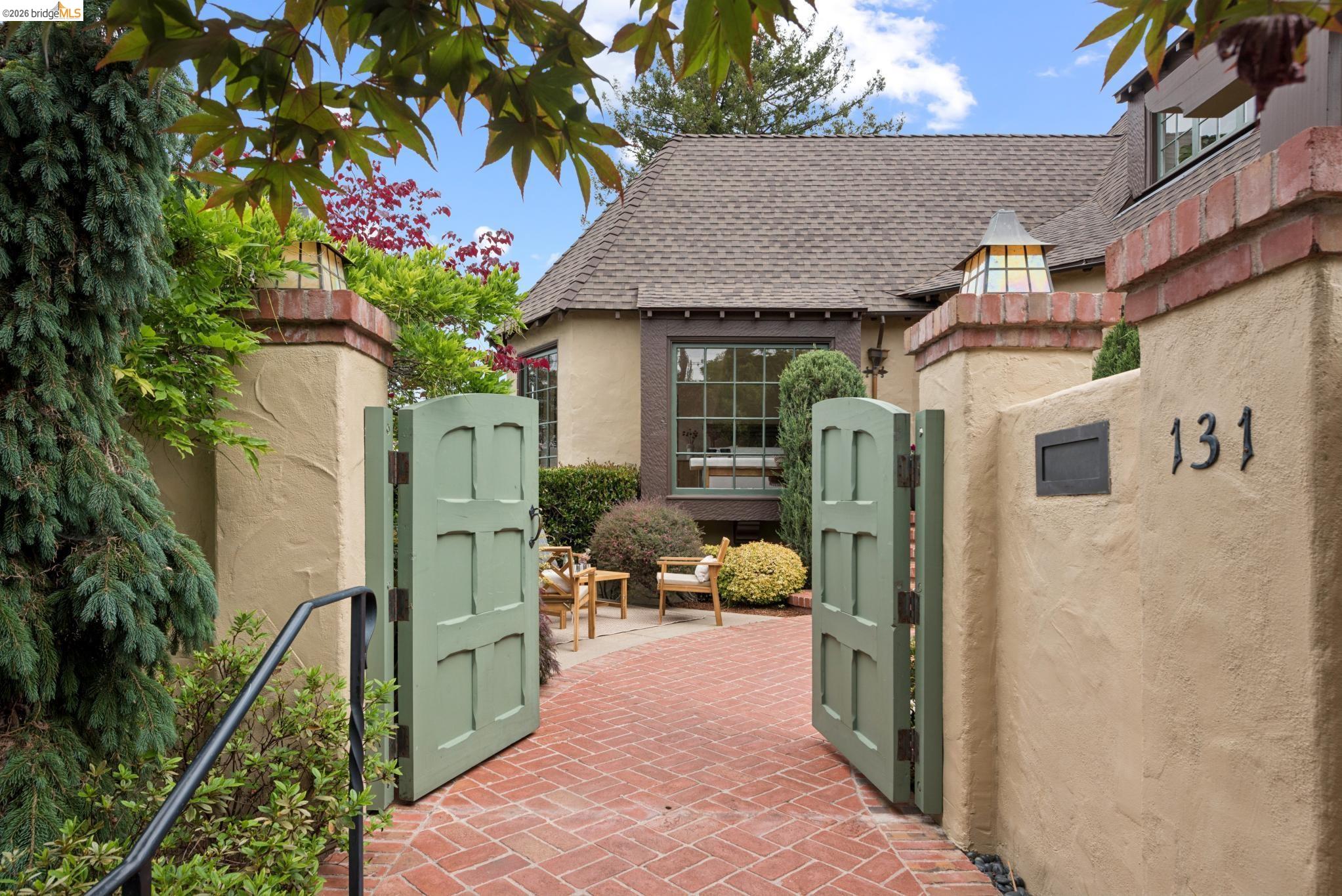 131 Montrose Rd