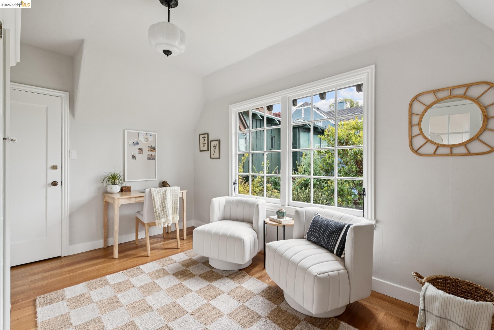 131 Montrose Rd