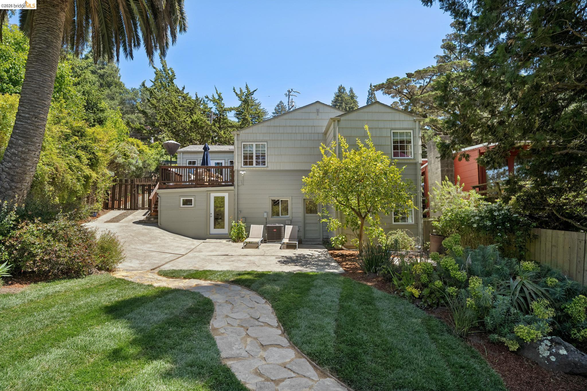 200 Fairlawn Dr