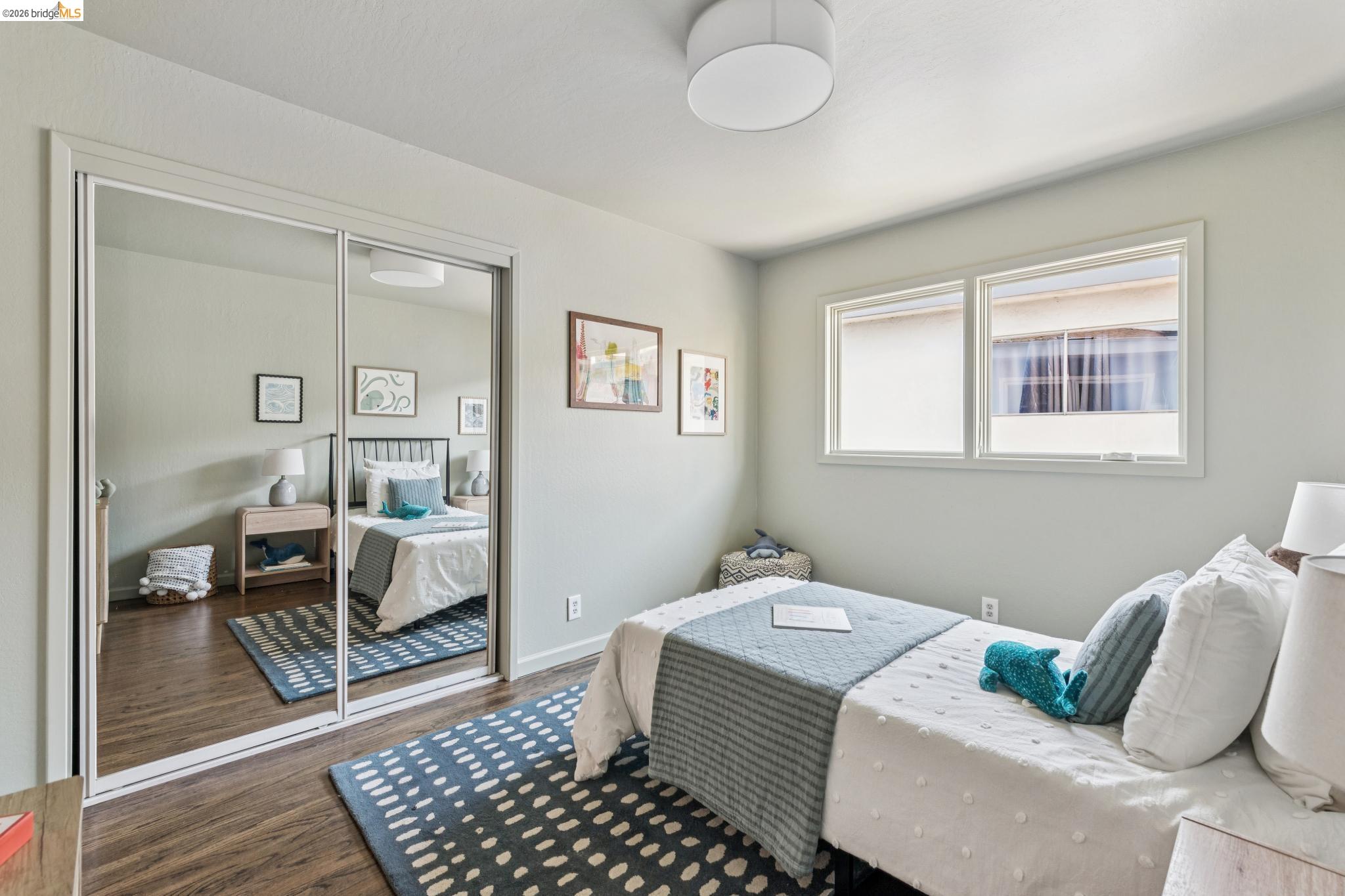 2325 Carquinez Ave