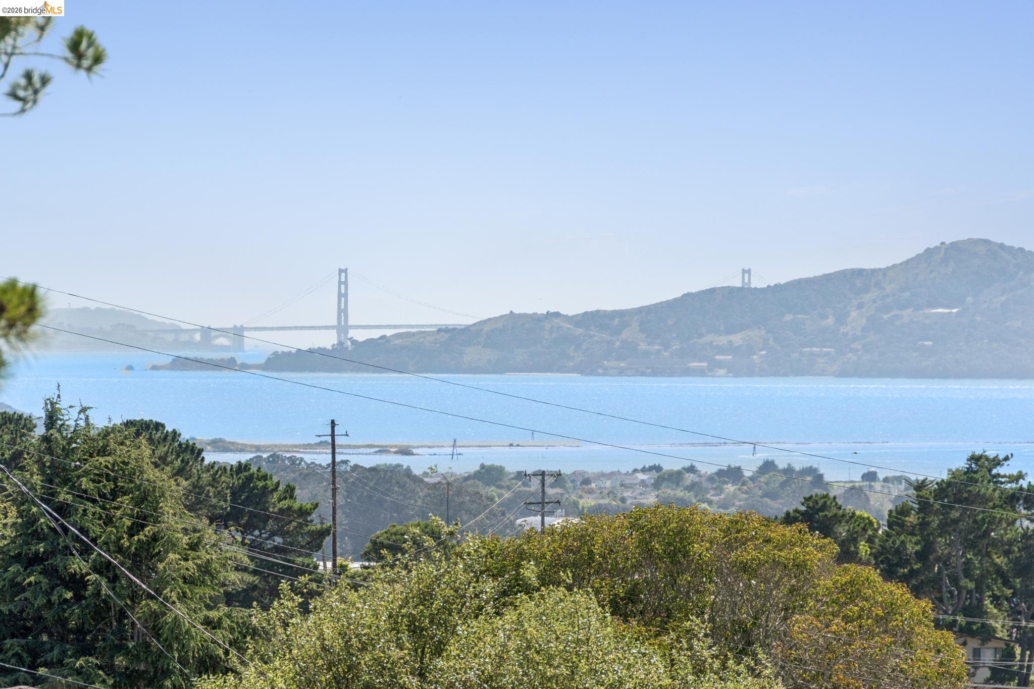 2325 Carquinez Ave
