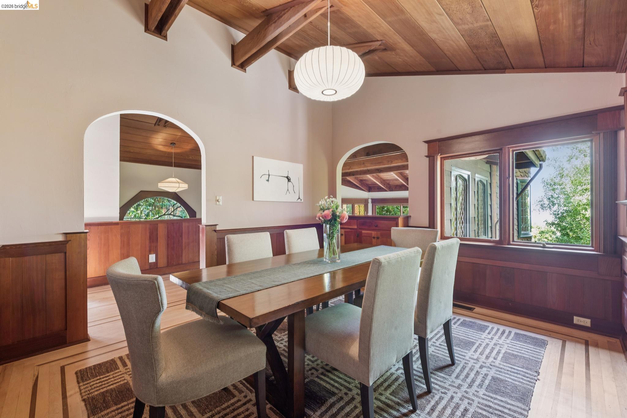 1090 Cragmont Ave