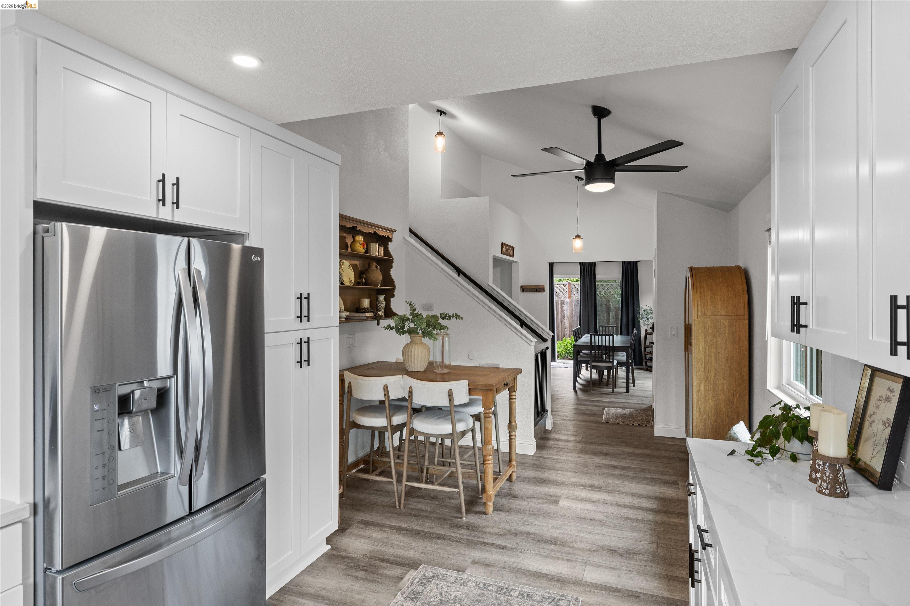 925 Hacienda Cir