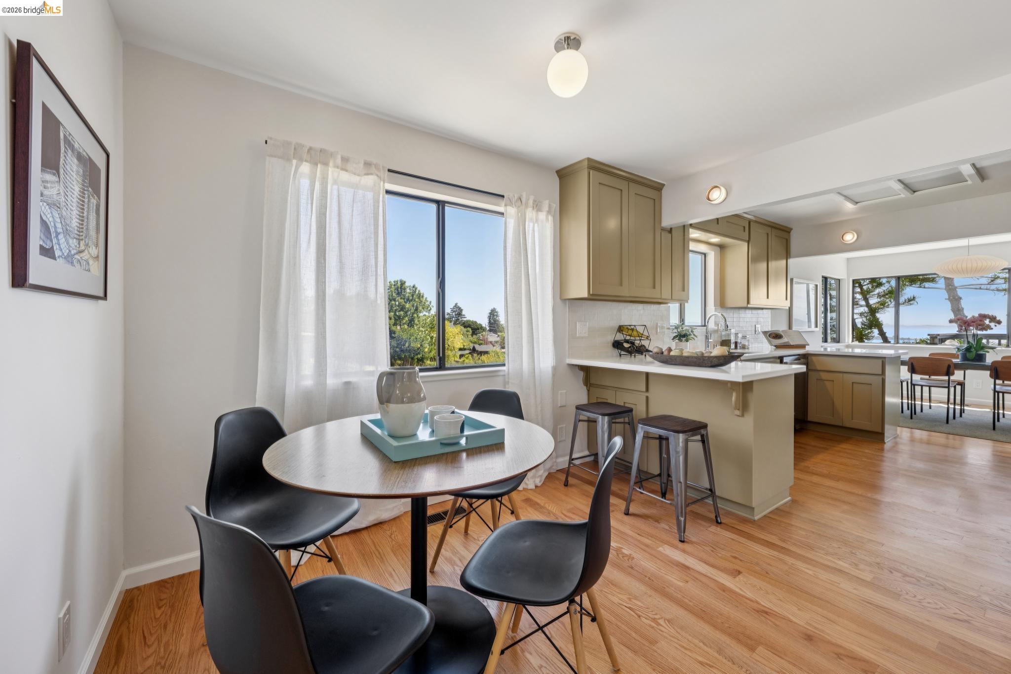 955 Galvin Dr