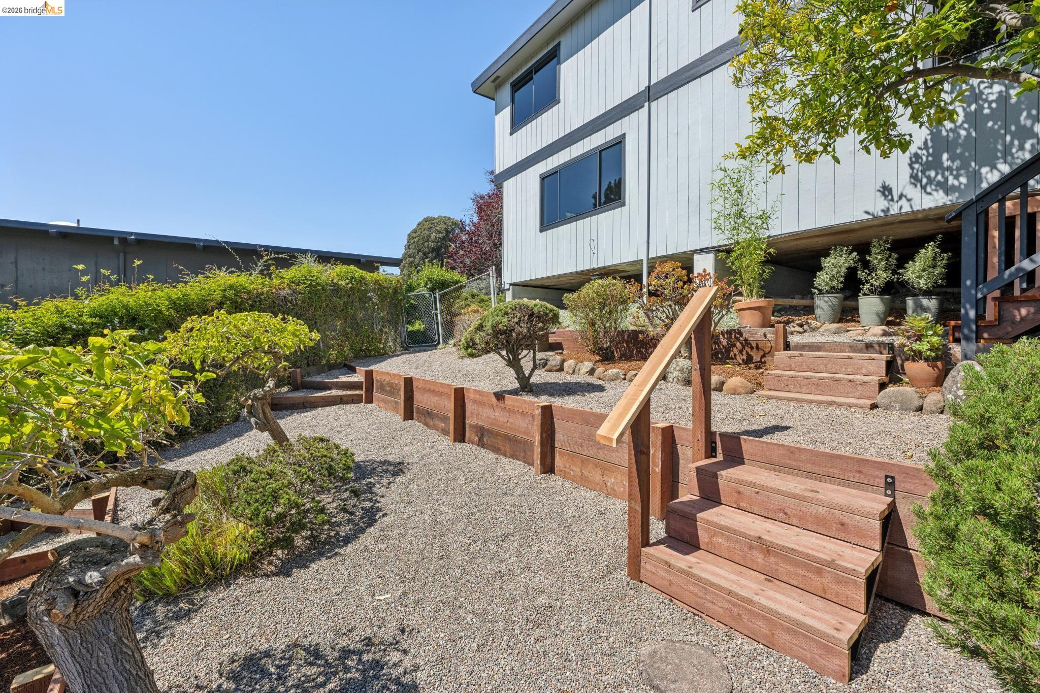 955 Galvin Dr
