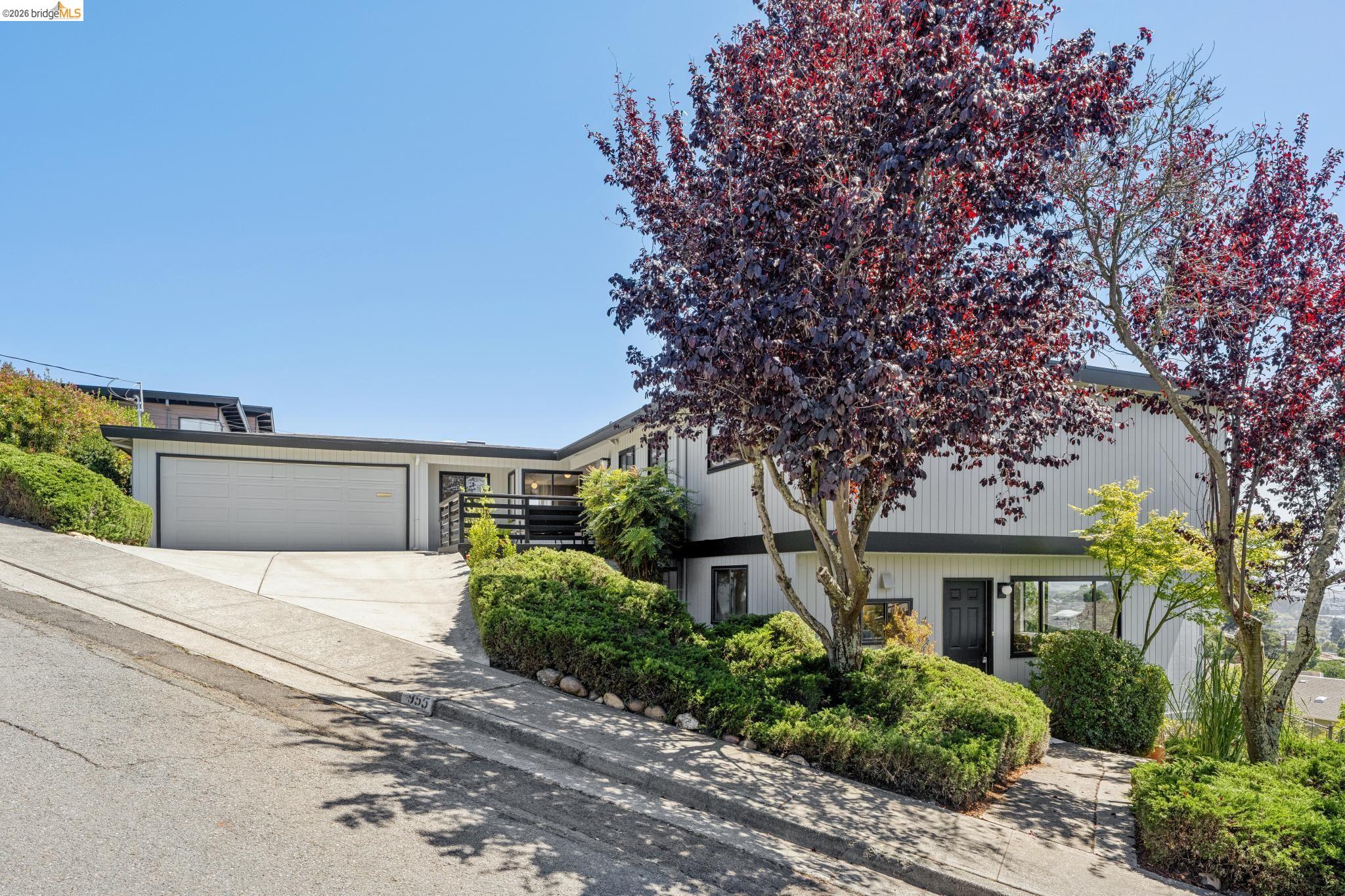 955 Galvin Dr