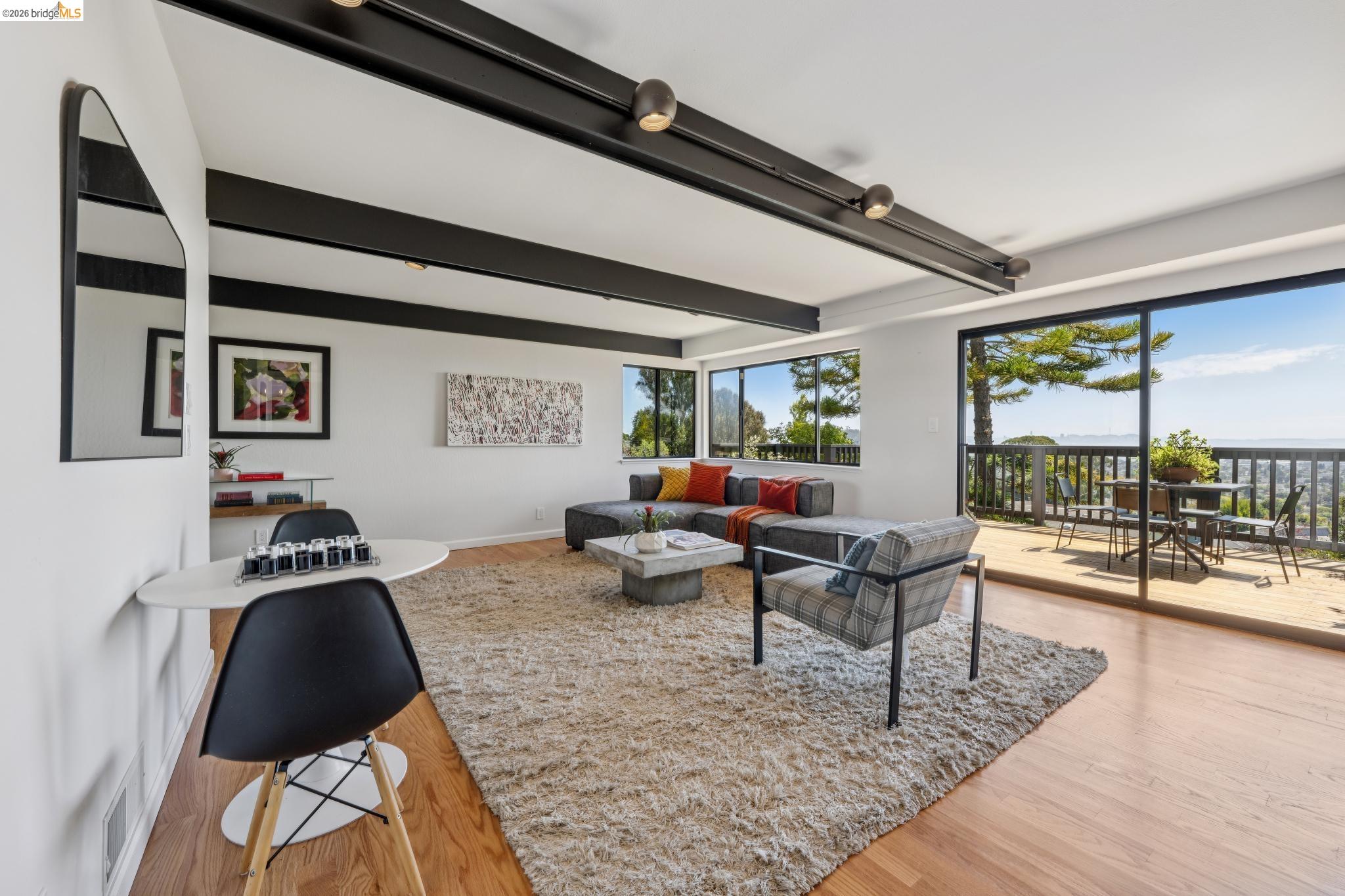 955 Galvin Dr