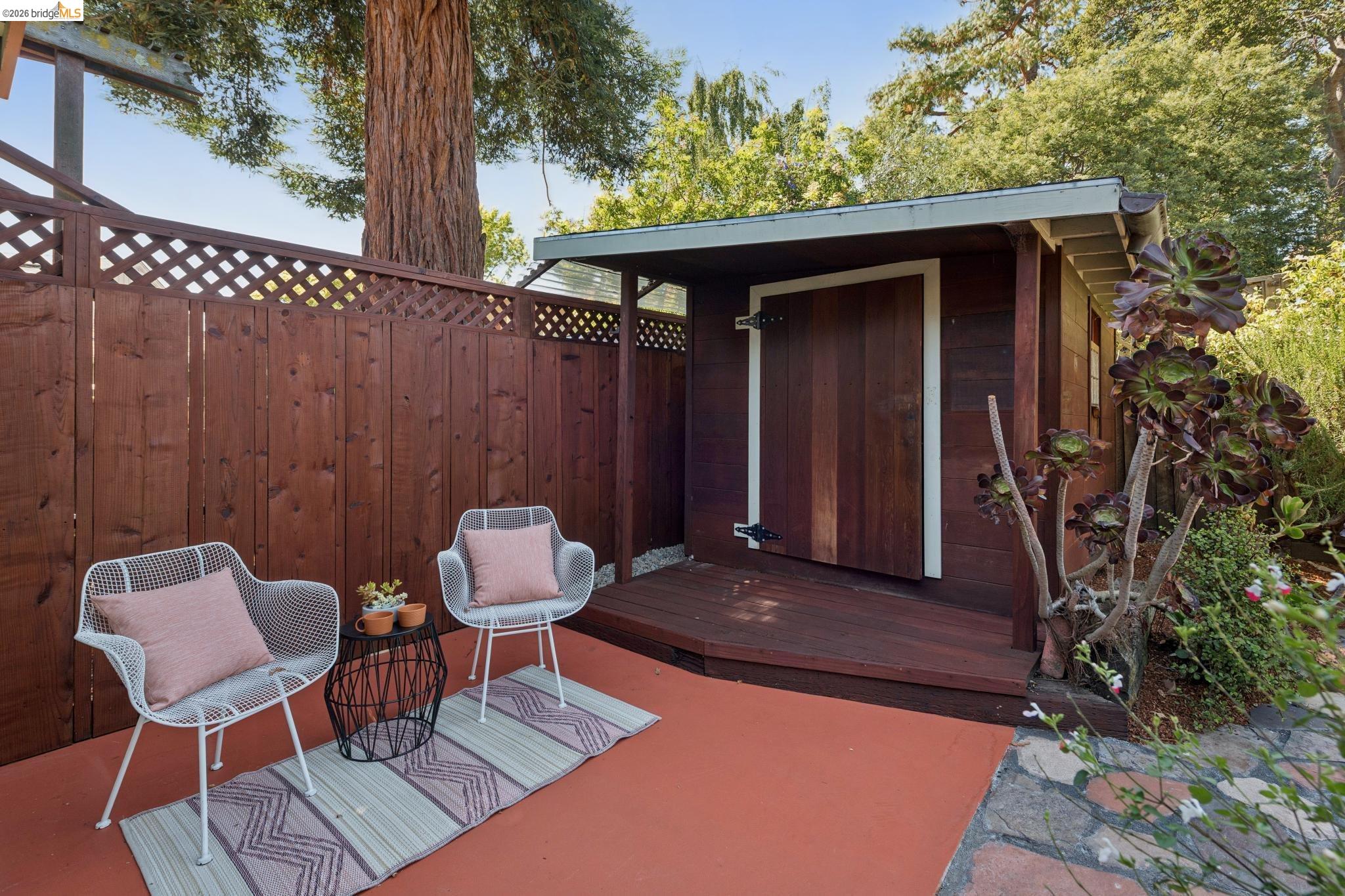 1645 Capistrano Ave