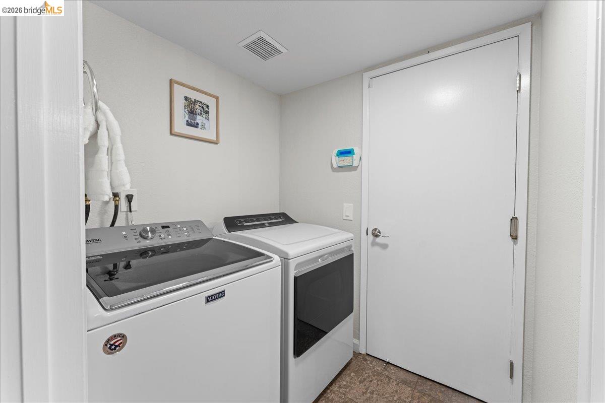 858 Coral Ridge Circle