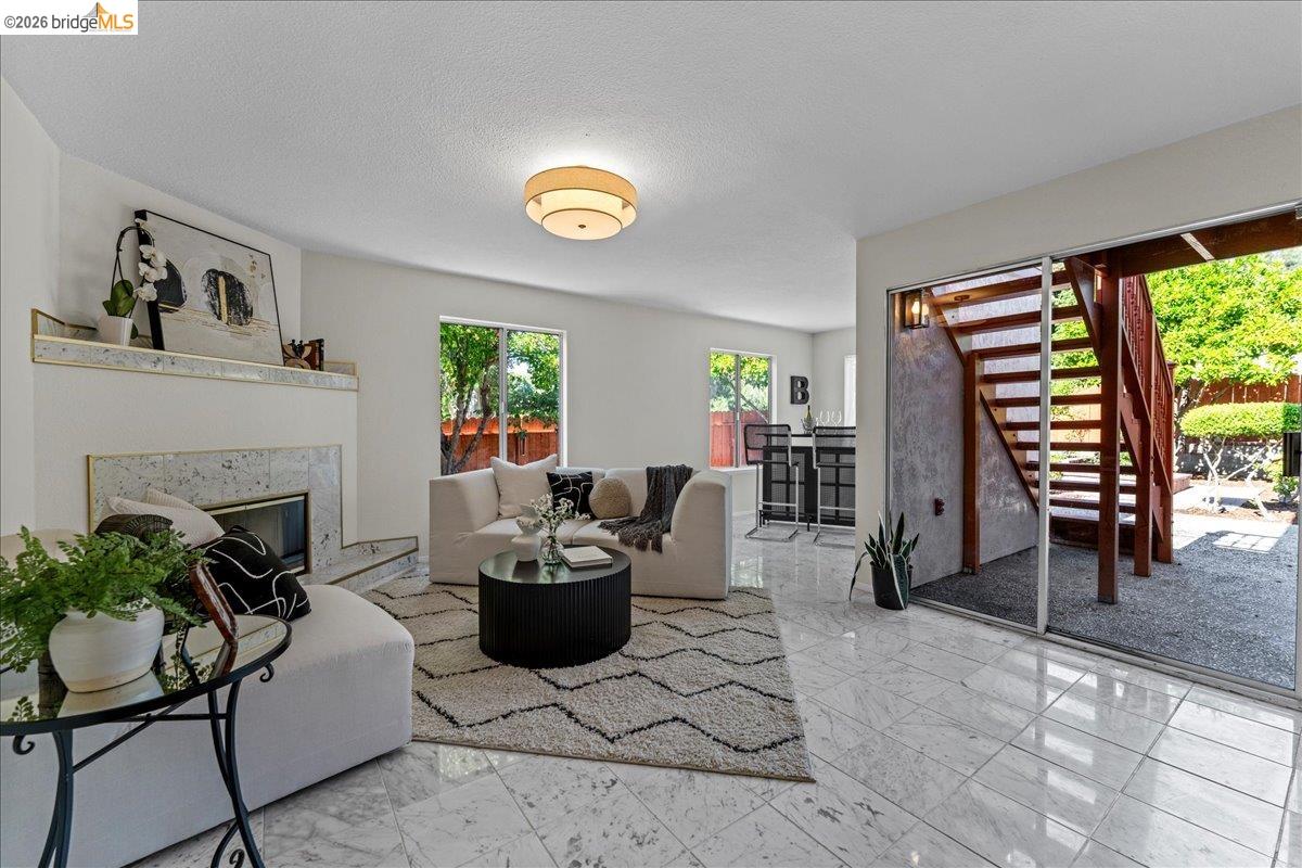 858 Coral Ridge Circle