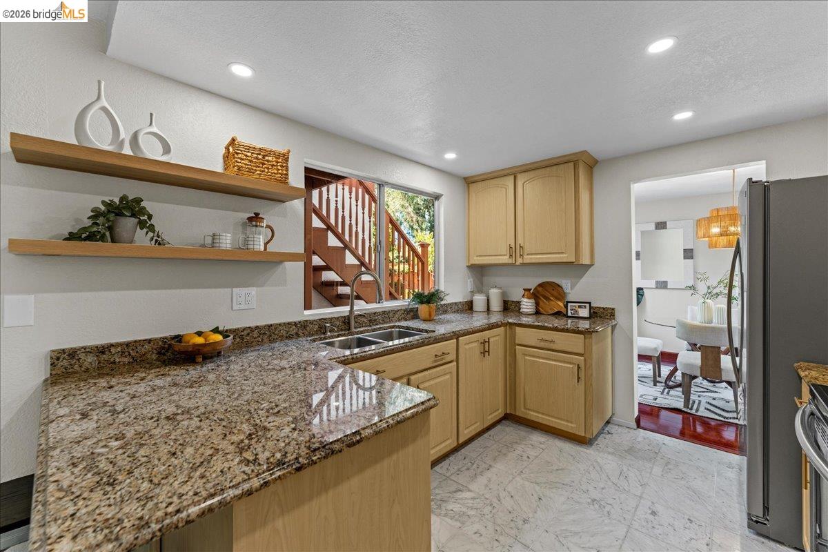 858 Coral Ridge Circle