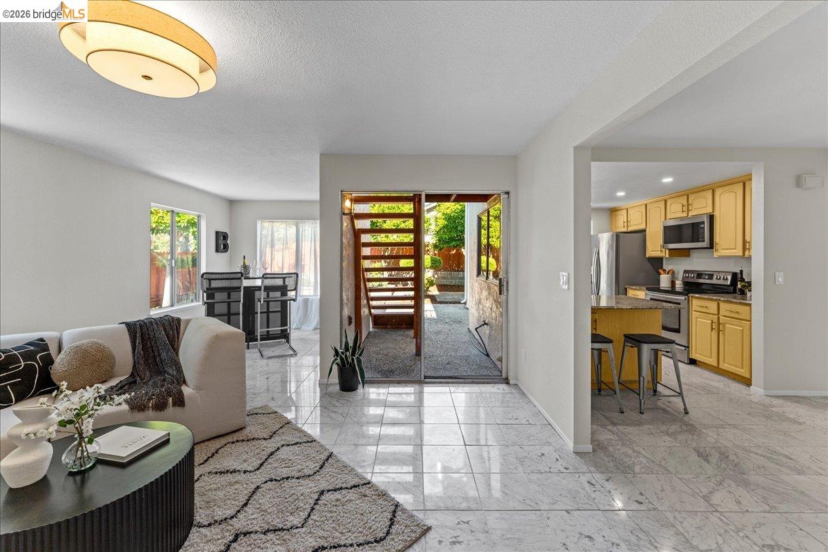 858 Coral Ridge Circle