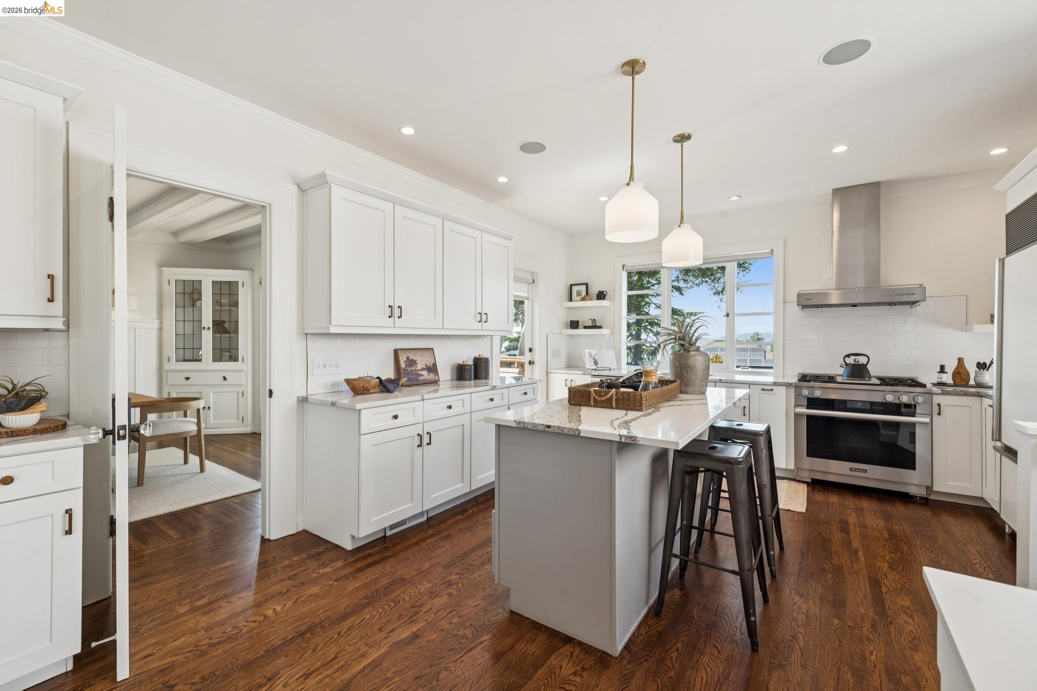 822 Mendocino Ave