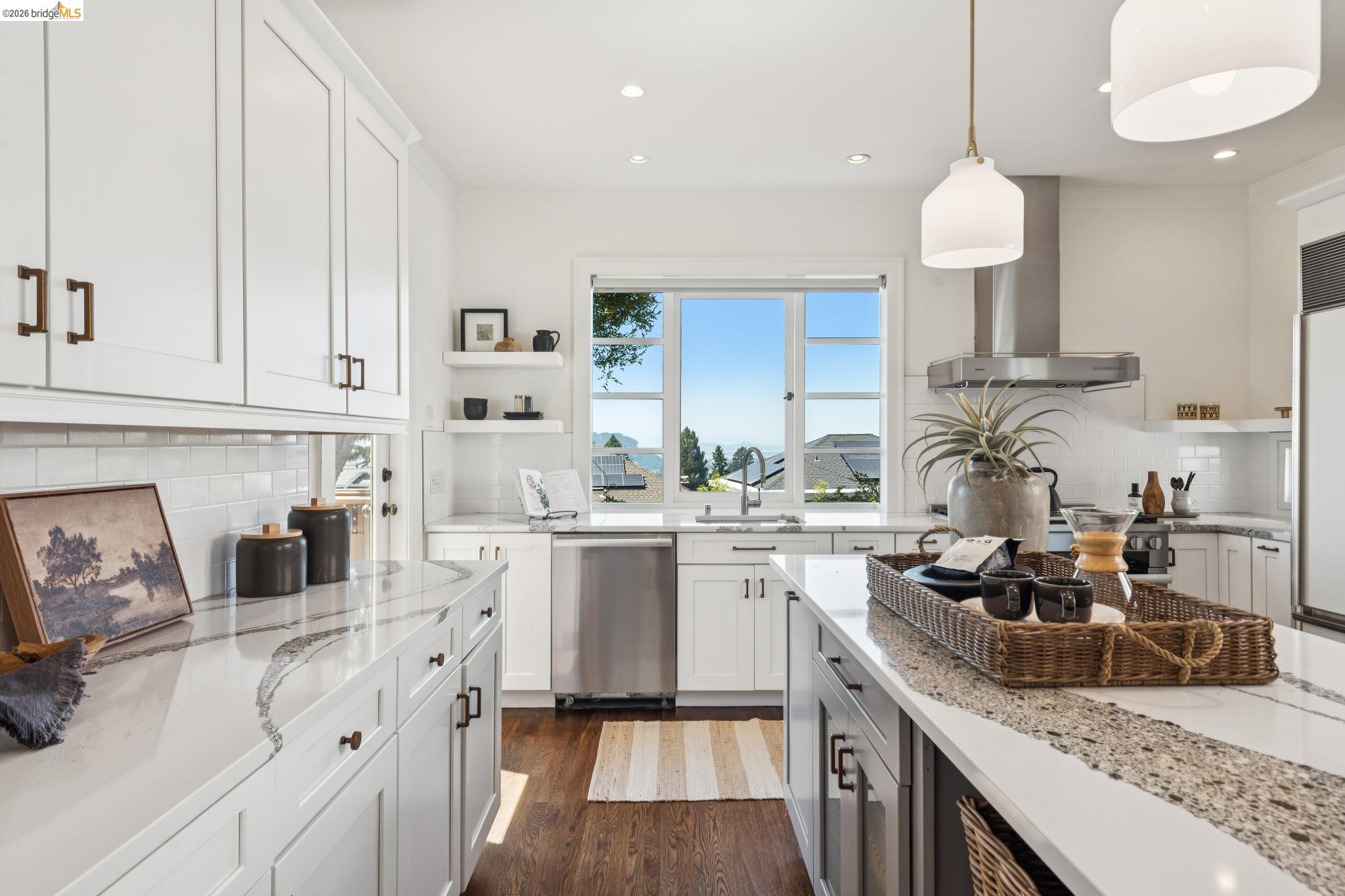 822 Mendocino Ave