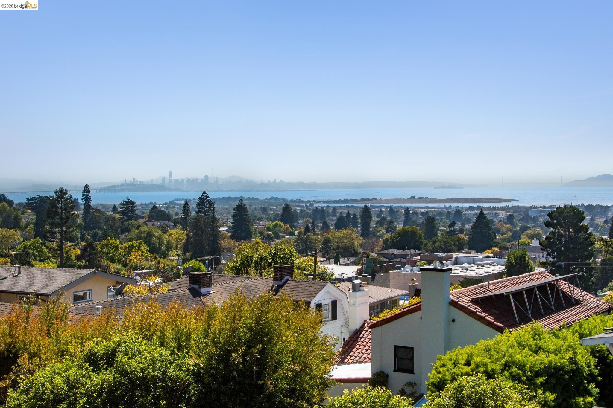822 Mendocino Ave