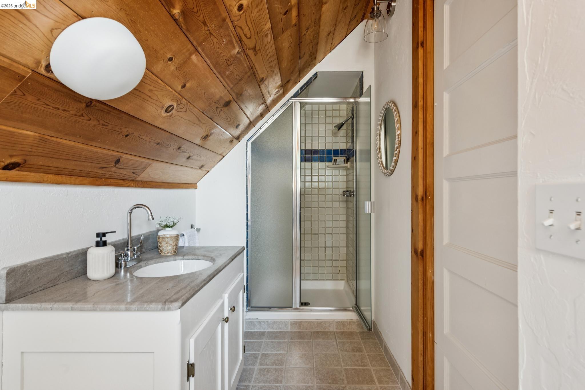 822 Mendocino Ave
