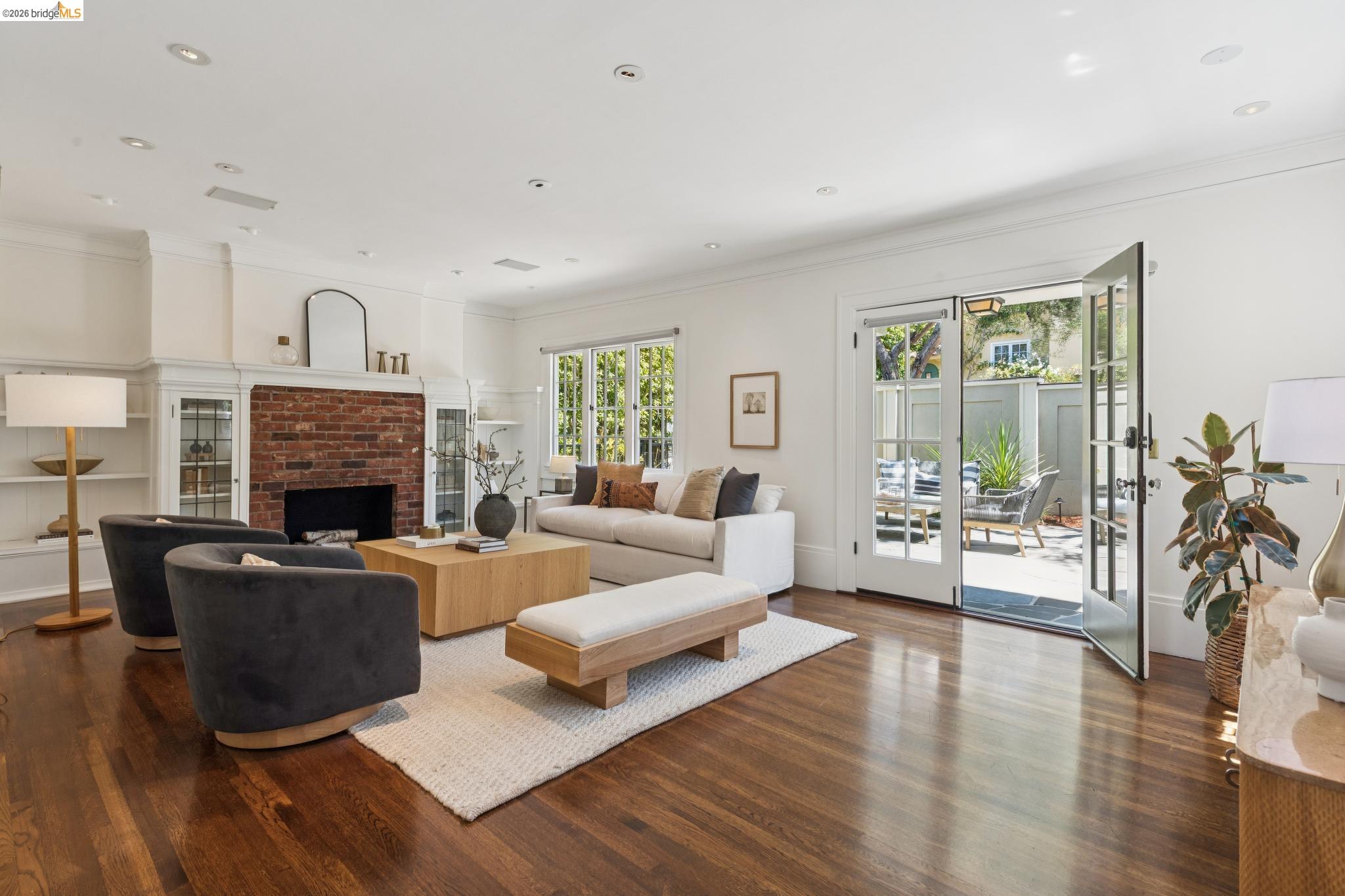 822 Mendocino Ave