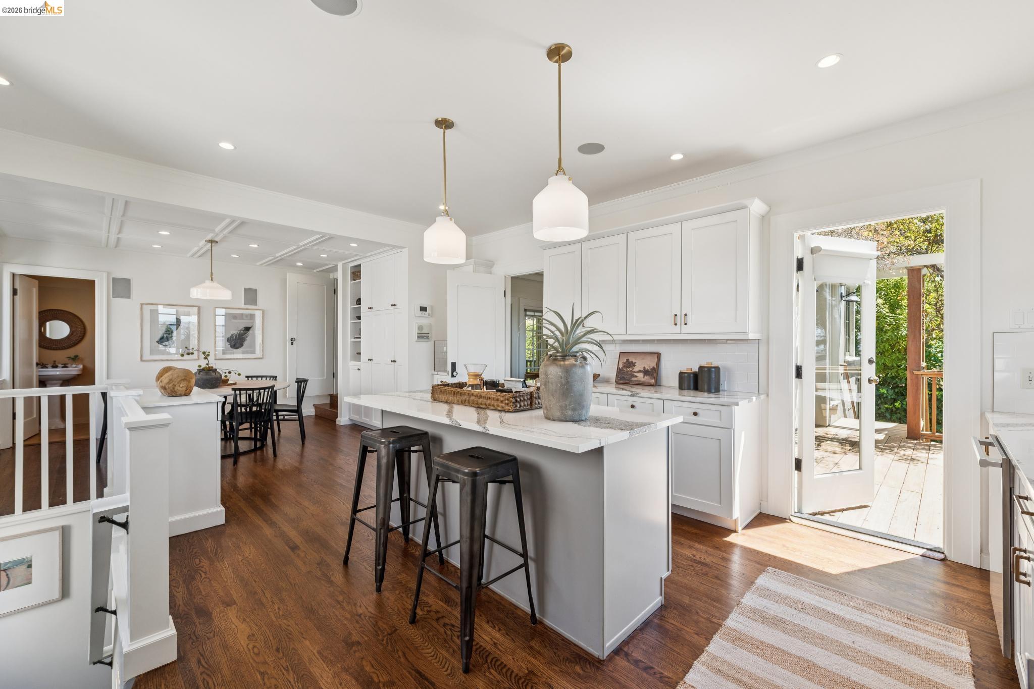 822 Mendocino Ave