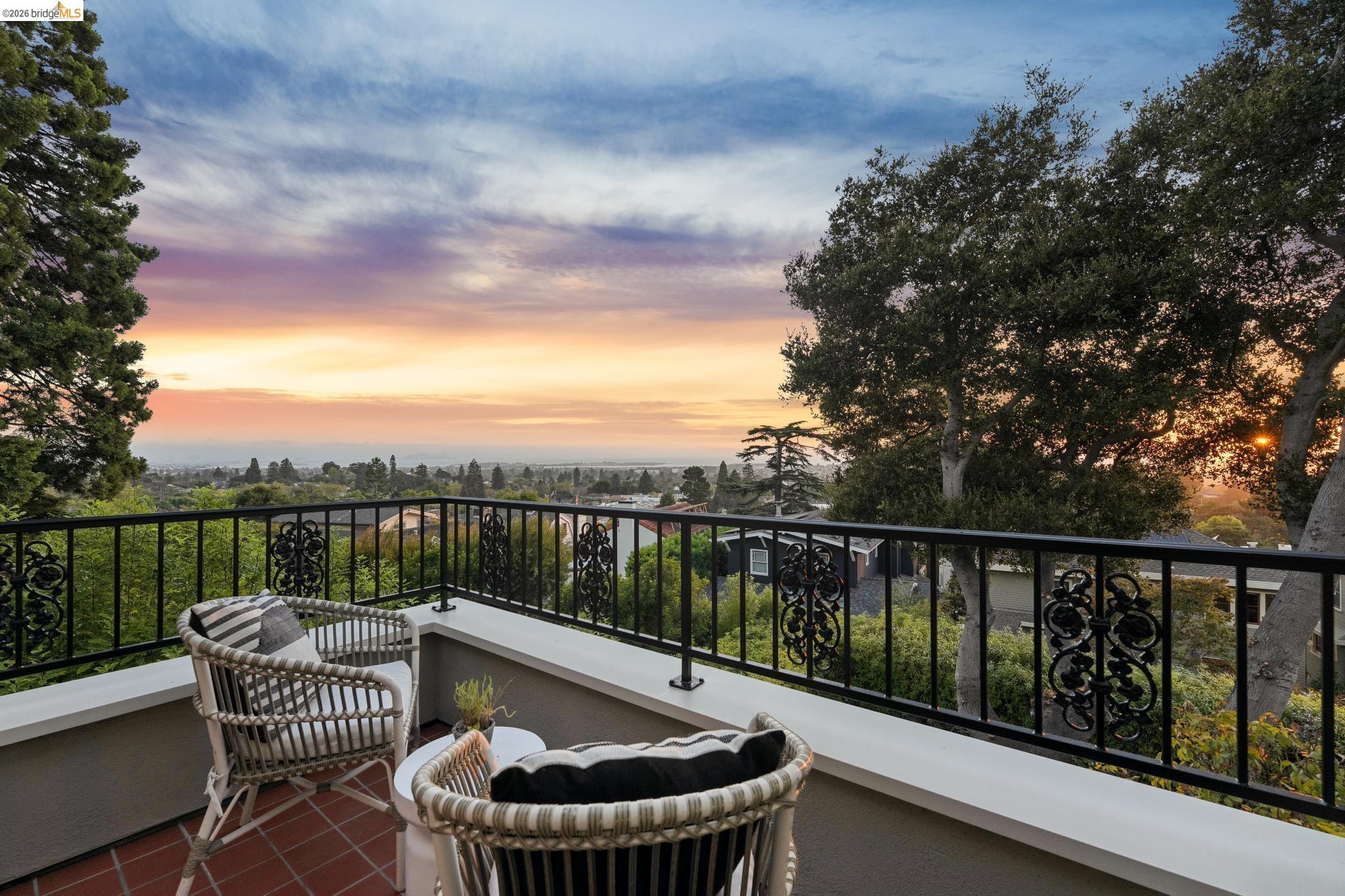 822 Mendocino Ave