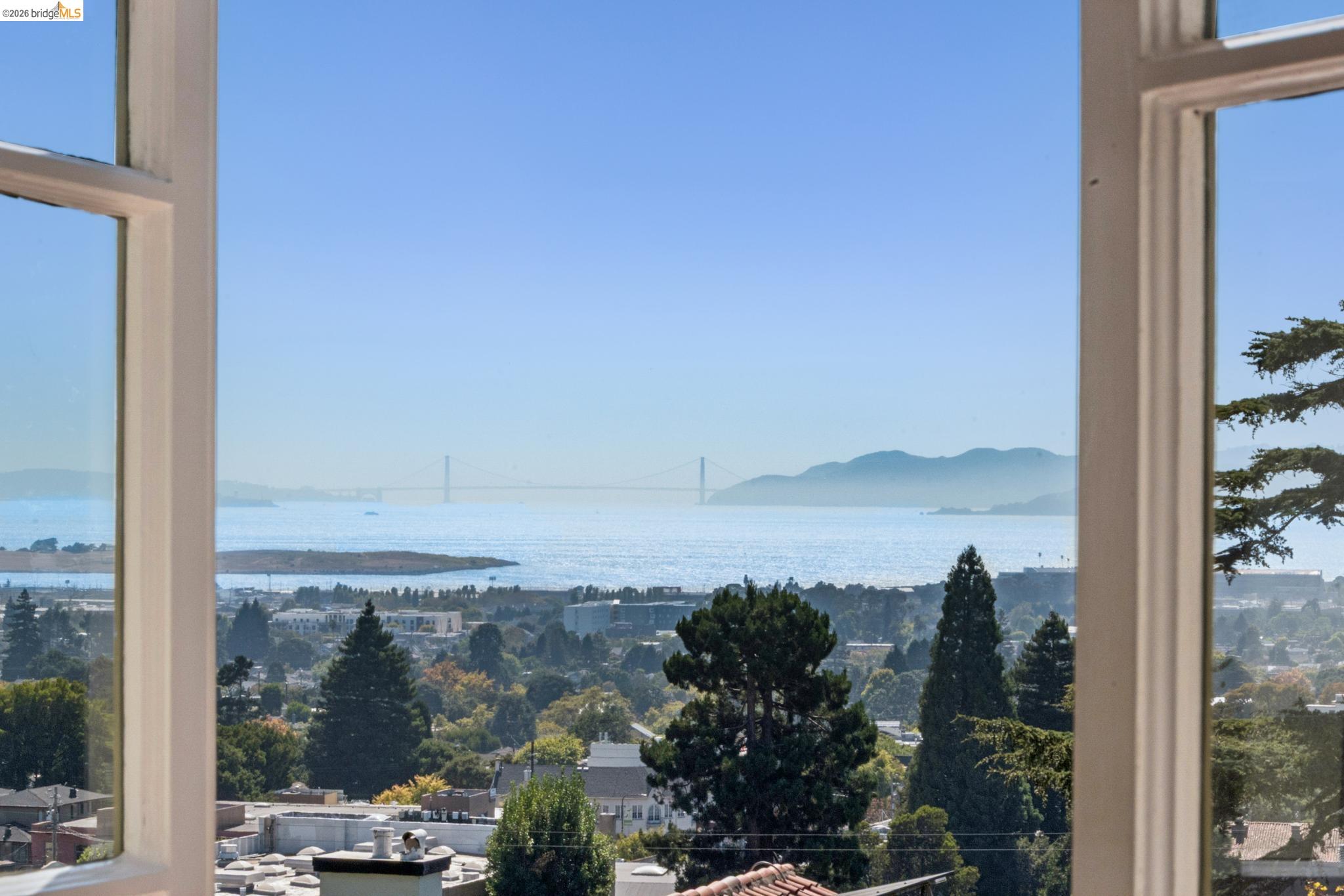 822 Mendocino Ave