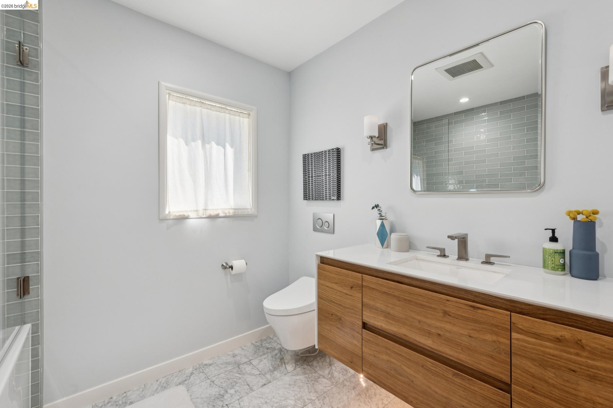 200 Fairlawn Dr