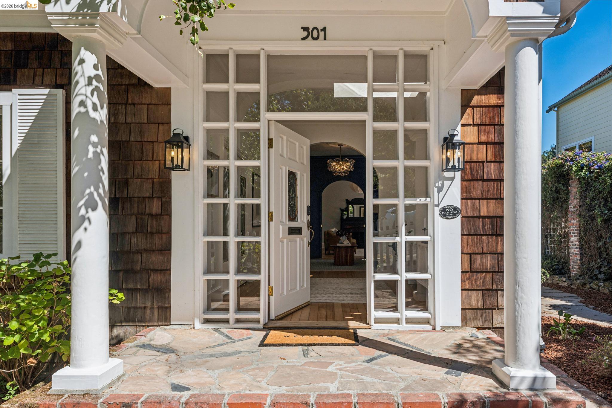 301 Tunnel Ave