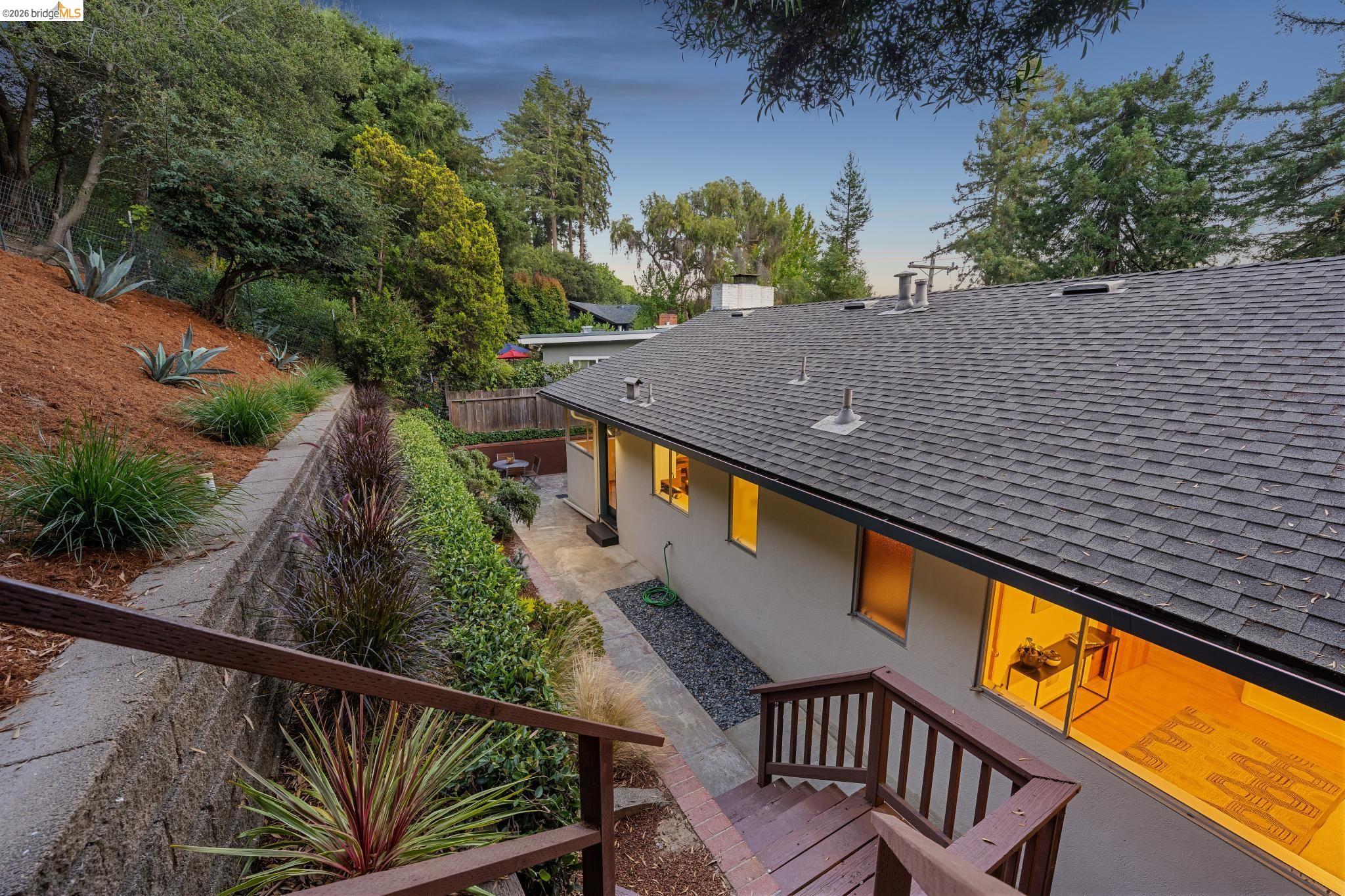 844 Blair Ave
