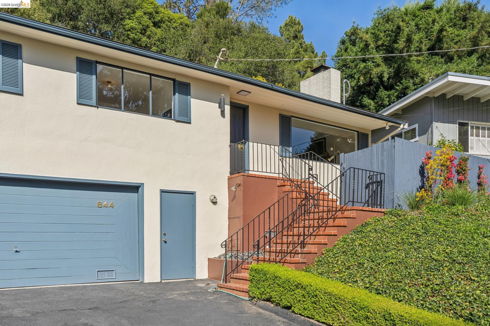 844 Blair Ave
