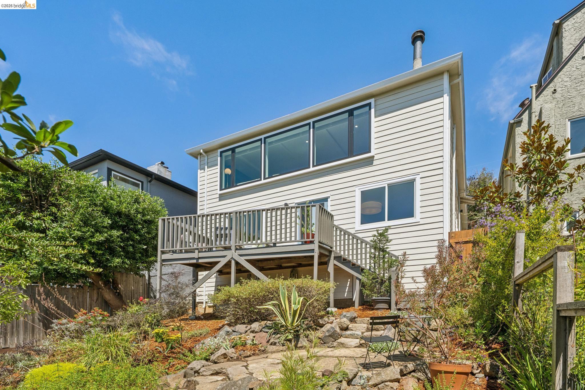 218 Cambridge Ave