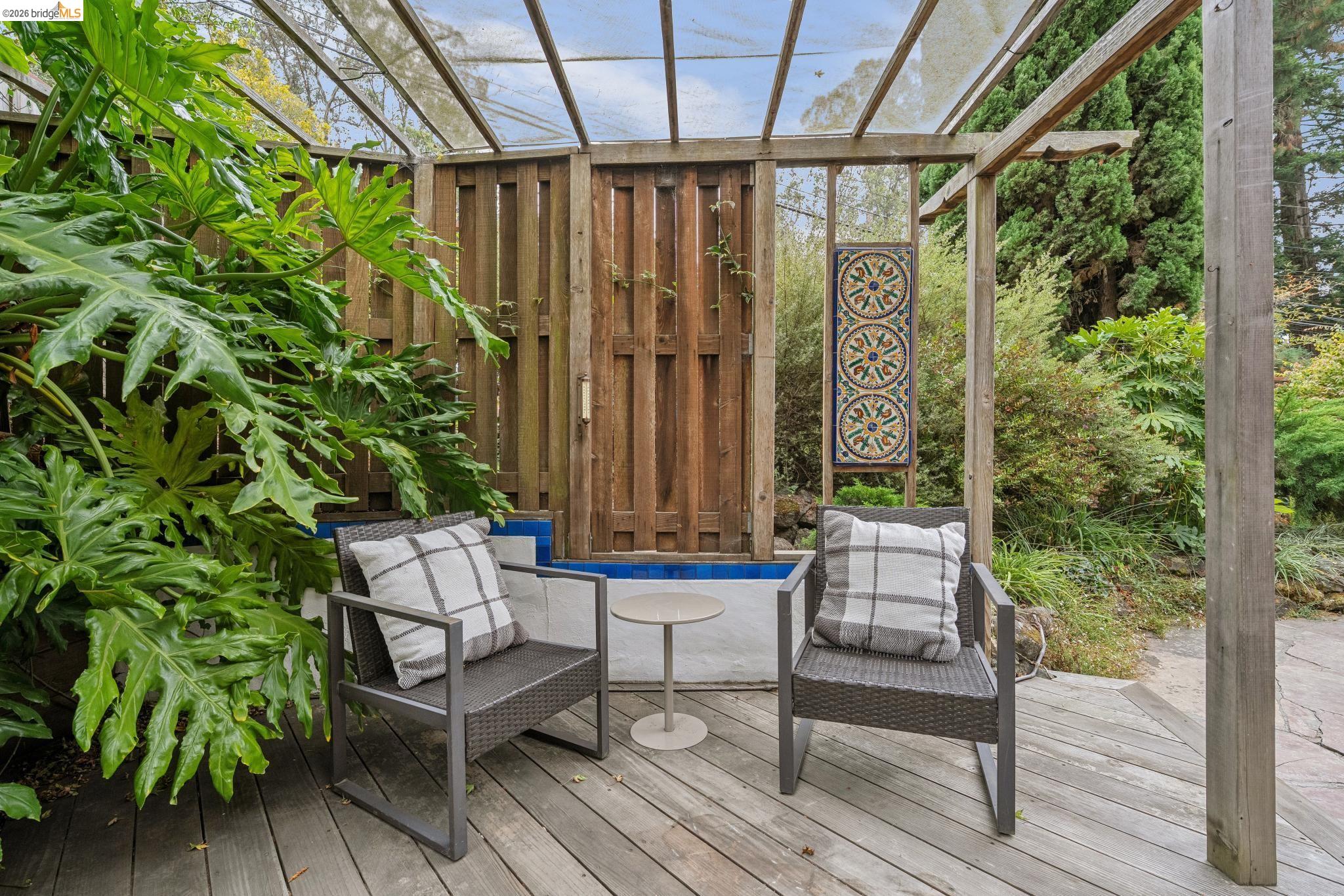 19 Sunset Dr