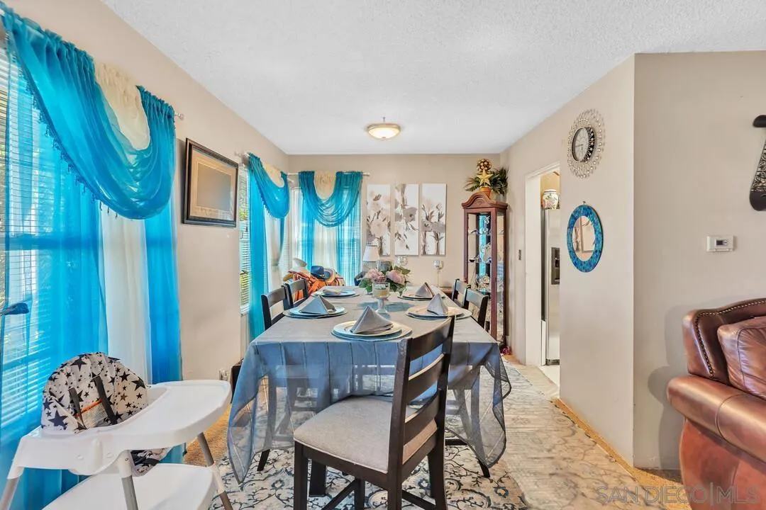 7127-7129 Saranac Street