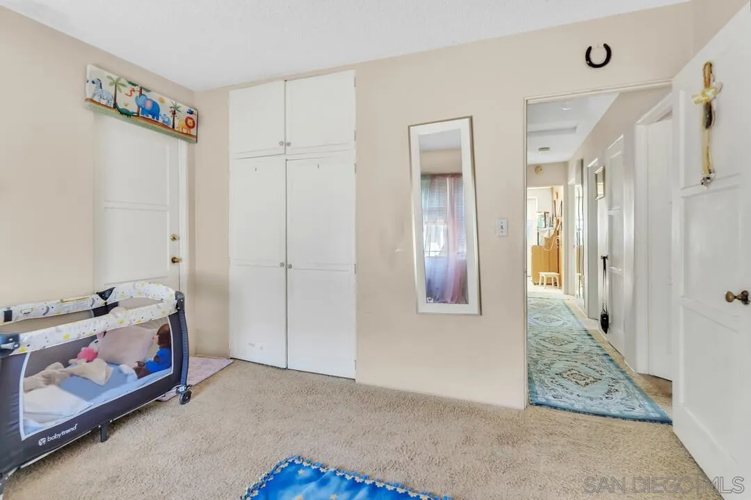 7127-7129 Saranac Street