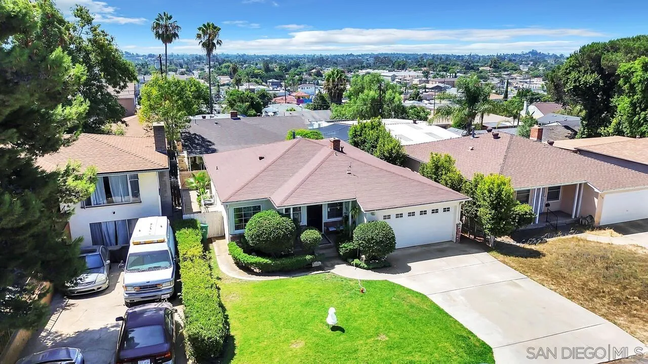 7127-7129 Saranac Street