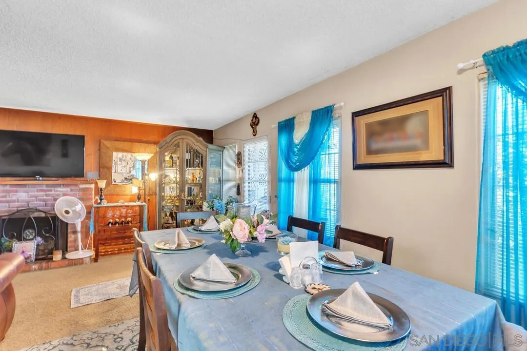 7127-7129 Saranac Street