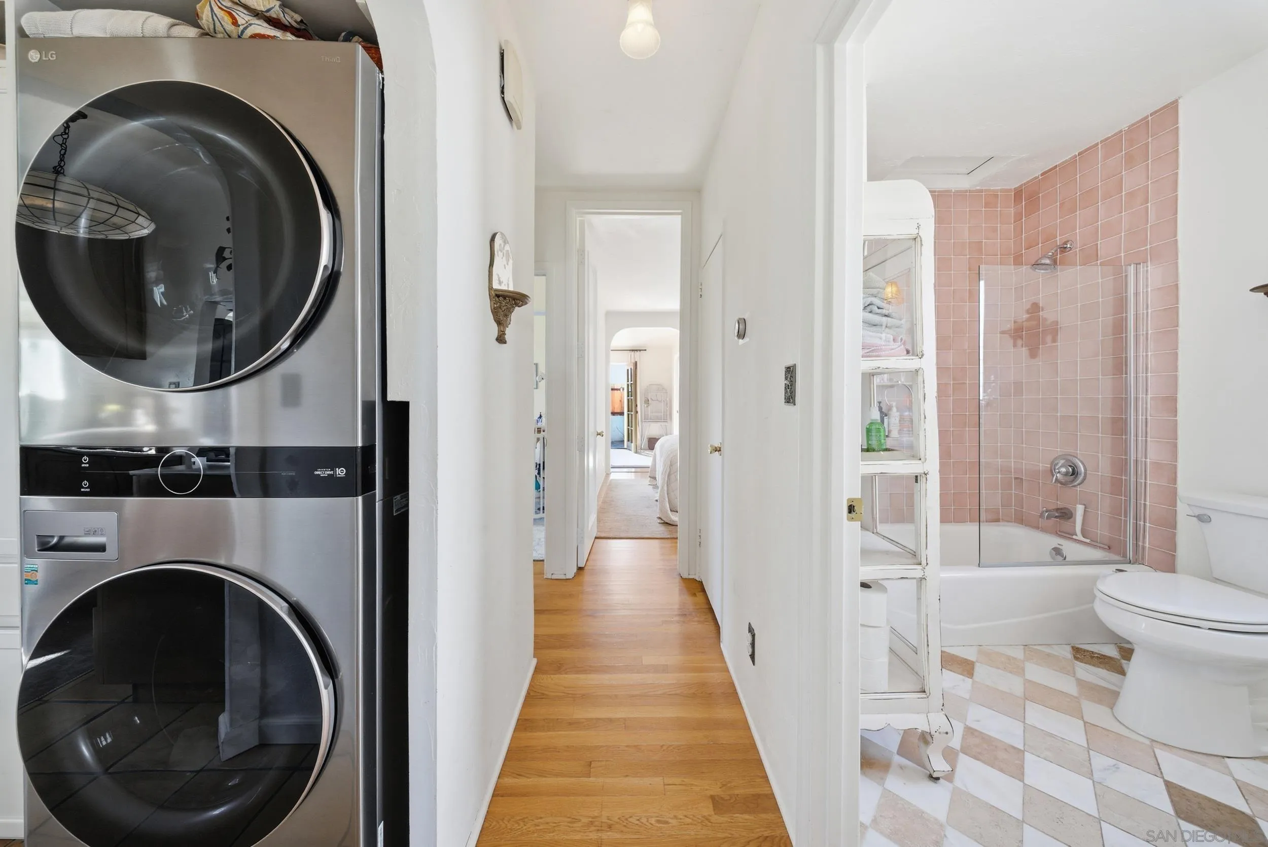 4756 E Mountain View Dr