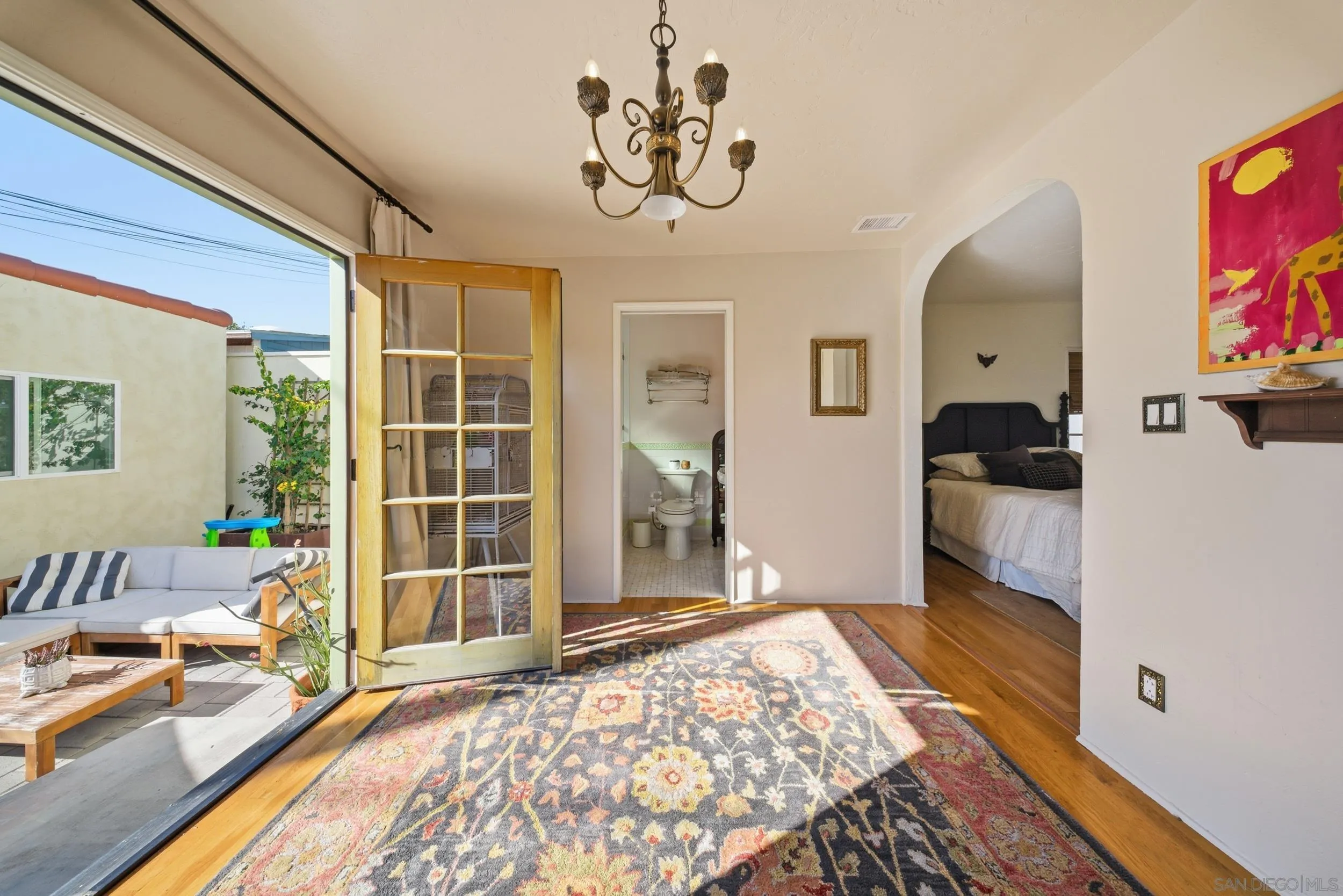 4756 E Mountain View Dr