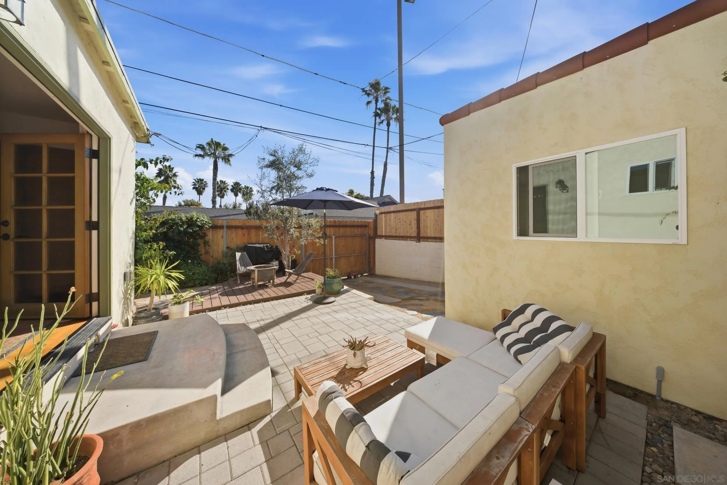 4756 E Mountain View Dr